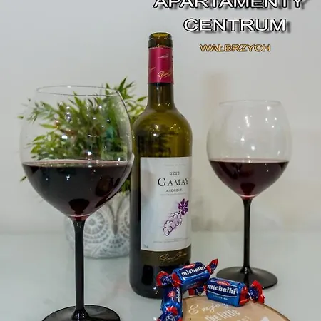 Centrum Red Apartament Διαμέρισμα Wałbrzych